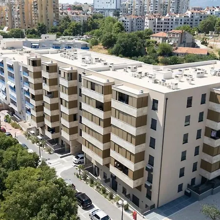 Luxury Znjan,split-two Bathrooms And Free Parking Appartamento *