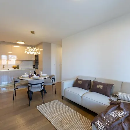Daire Luxury Znjan,split-two Bathrooms And Free Parking Split