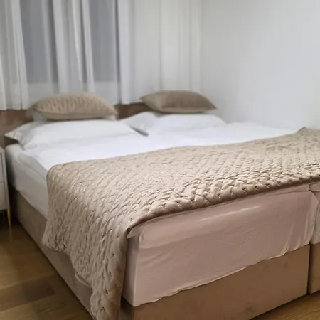 Luxury Znjan,split-two Bathrooms And Free Parking Daire